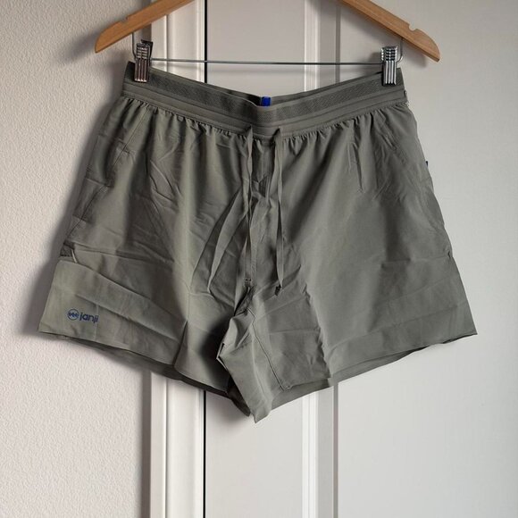 Janji Men's 5" AFO Middle Short in Glacial, Size Medium - Picture 7 of 11